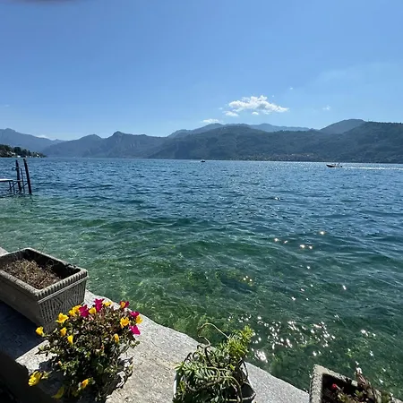 Planca Villa Fiumelatte
